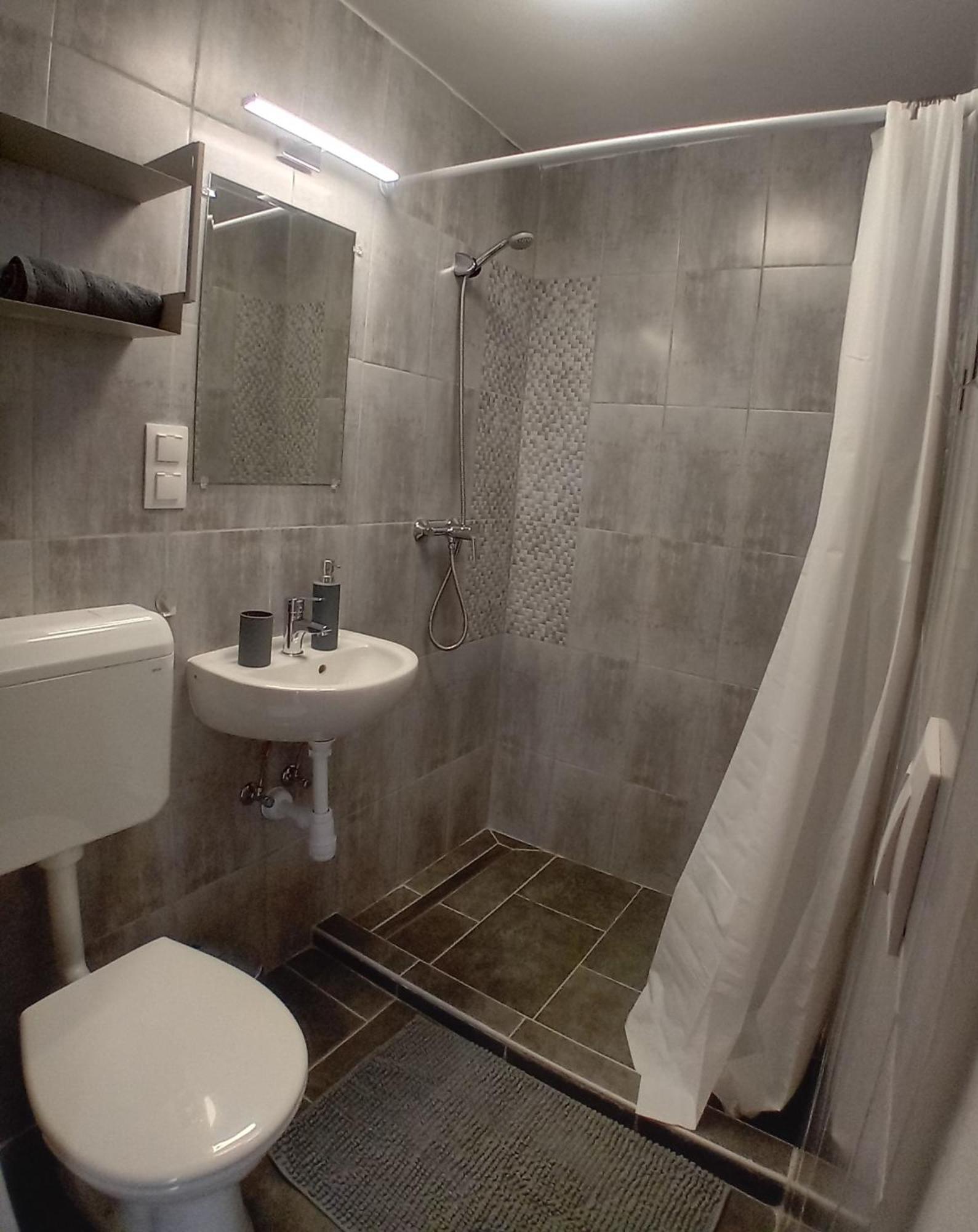 Bazaltko Apartament Zalahaláp